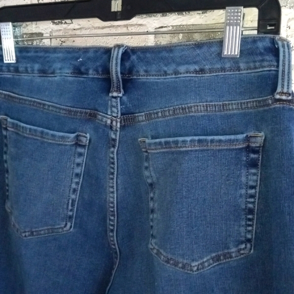 Time and Tru Women's Skinny Jeans in Blue - Picture 6 of 7